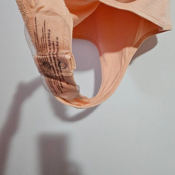 NWT DOUBLE ZERO PEACH SCOOP NECK BODYSUIT TANK SIZE MEDIUM - Picture 8 of 14